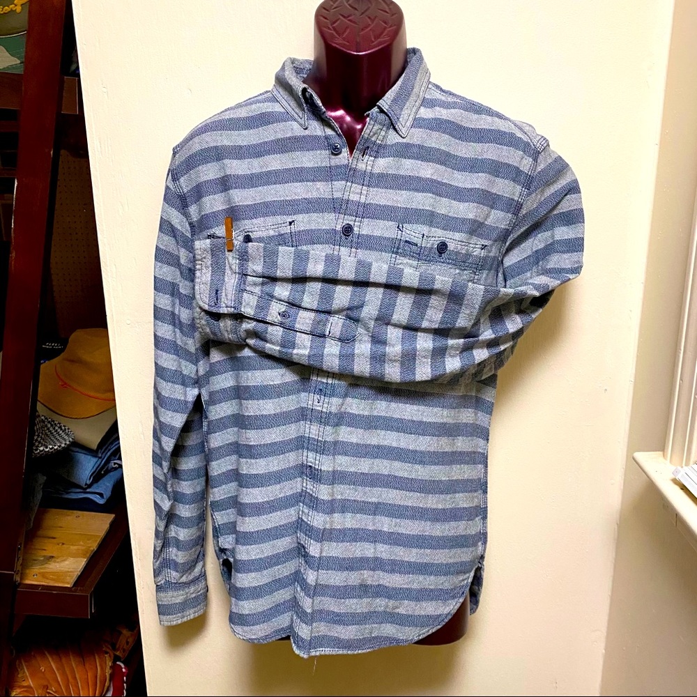 Gap 1969 classic button up.